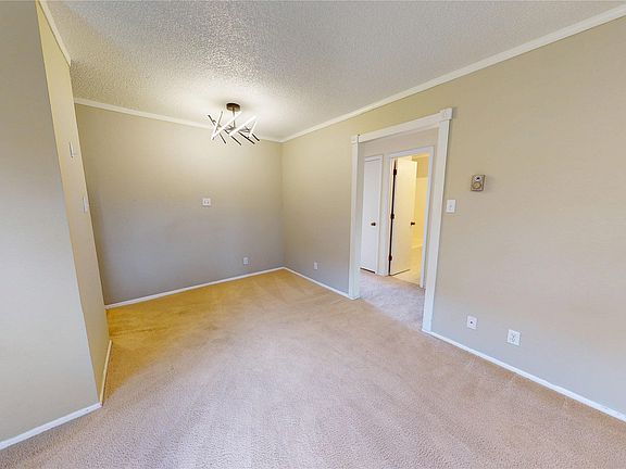3rd image of 77 Park Ln