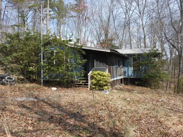 396 Sagamore Dr, Tunnel Hill, GA 30755