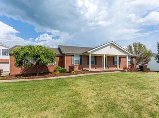 105 Springhill Ln, Berea, KY 40403