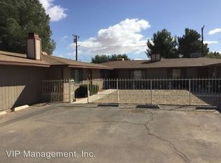 15833 Serrano Rd, Apple Valley, CA 92307