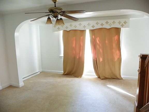 3rd image of 505 Southwest Ave