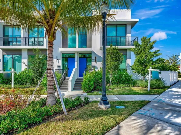 1901 Dock St, West Palm Beach, FL 33401