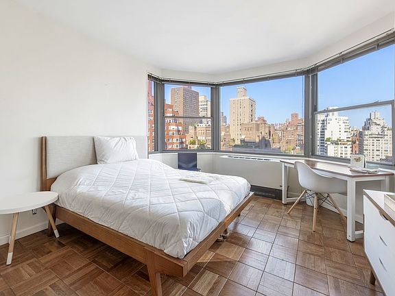 4th image of 1408 2nd Ave #17D
