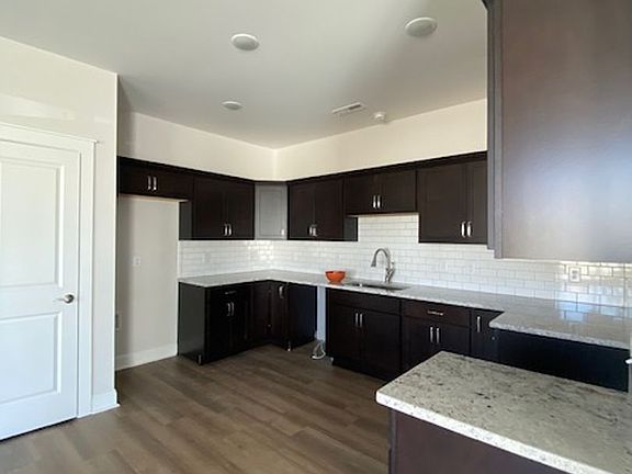 4th image of 4104-4108 Bluebill Dr #1