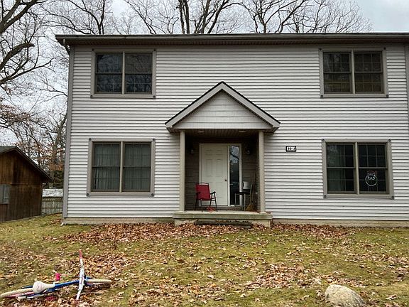 3rd image of 3073 Hampikian Dr