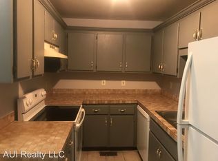 5007 E 39th St, Kansas City, MO 64130