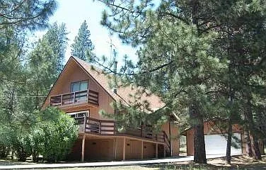 19766 Cottonwood St photo 1