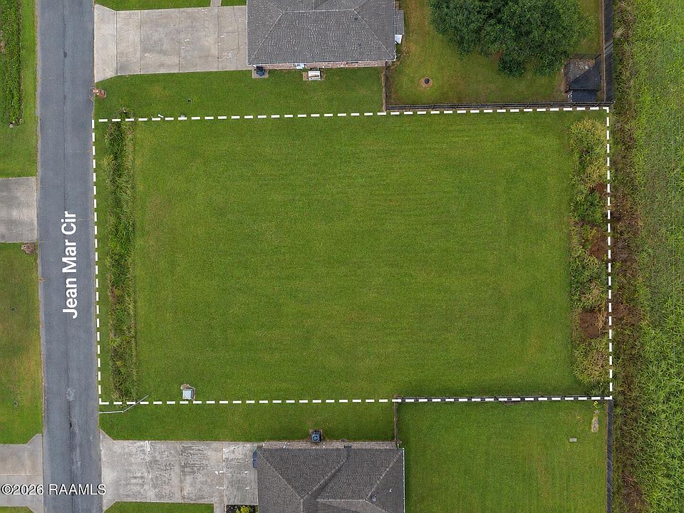 2nd image of 104 Jean Mar Cres