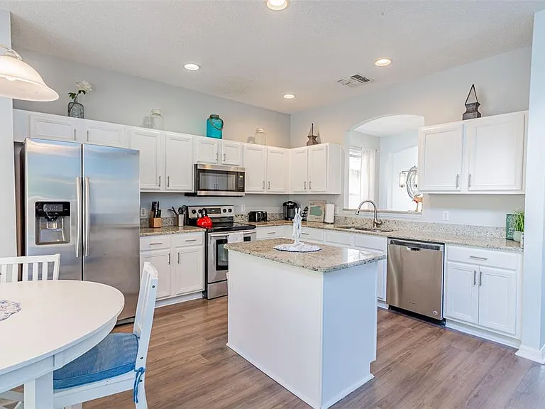 112 Madiera Beach Blvd — Photo 3
