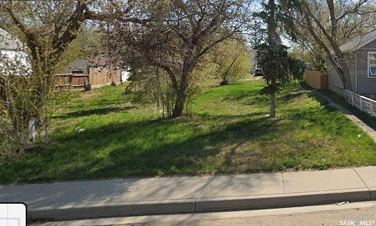 1st image of 841 ROBINSON STREET