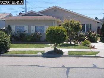 2nd image of 1024 Island Dr