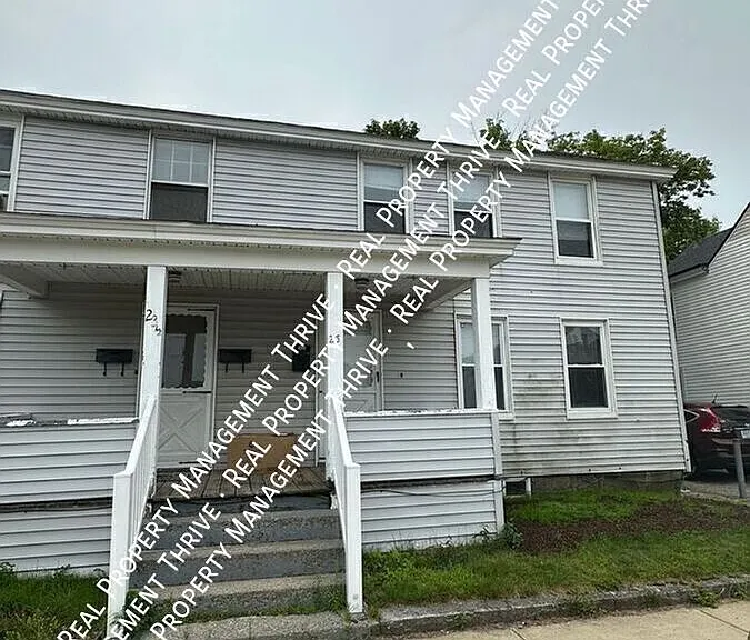 23 Bowers St #1 — Photo 14