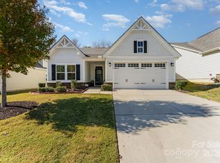 10356 Black Locust Ln, Charlotte, NC 28215