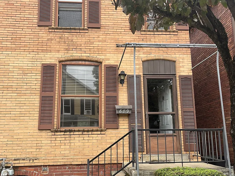 683 N Water St — Photo 2