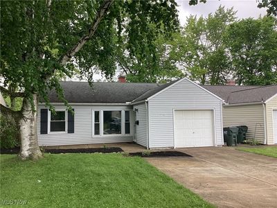 1114 Eastwood Ave, Mayfield Heights, OH, 44124