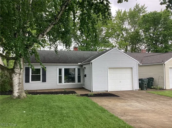 1114 Eastwood Ave, Mayfield Heights, OH 44124