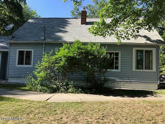 3rd image of 2495 Lincoln St