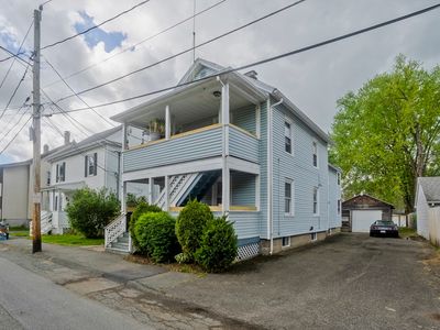 10 Graves St, South Hadley, MA, 01075
