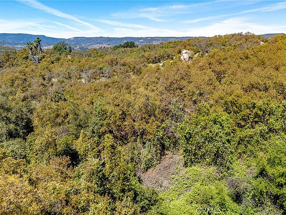 2nd image of 6 El Prado Rd