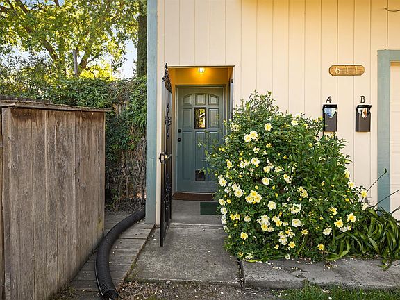 4th image of 611 Hendley Street