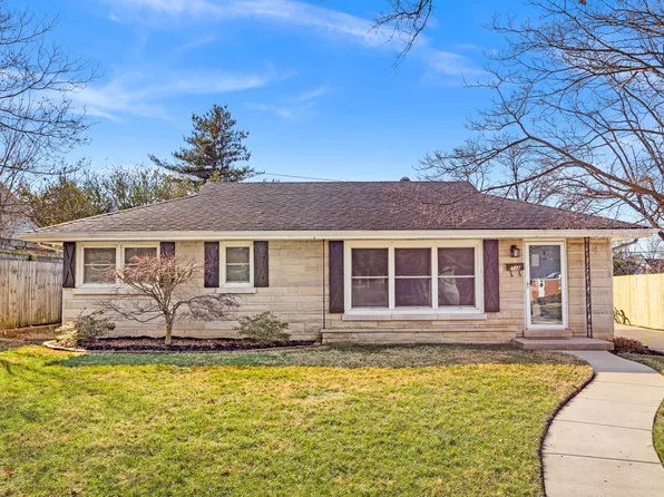 738 Della Dr, Lexington, KY 40504