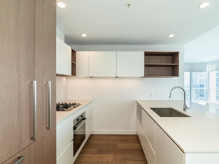 6000 McKay Ave #1302 — Photo 6