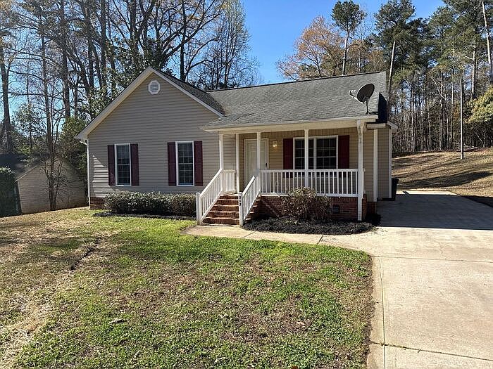 1st image of 517 N Pine Ln