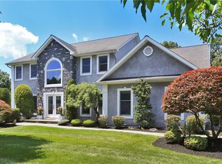 31 Meriwether Trl, Congers, NY 10920