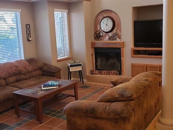 2nd image of 2251 Shiloh Cir