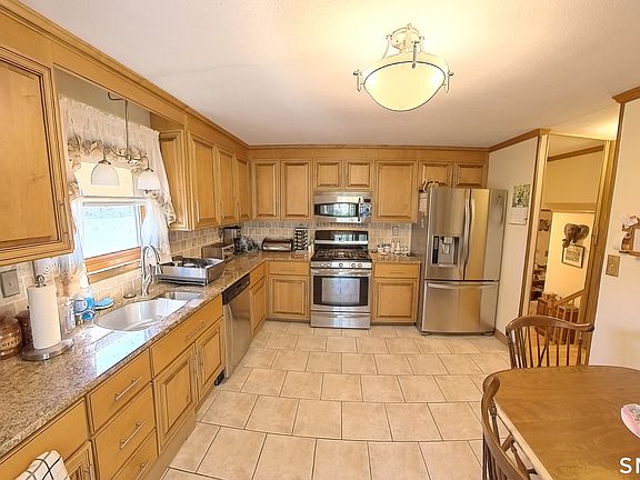 3rd image of 14 Shepard Road