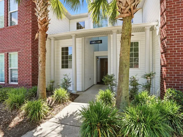141 Golfview Ln, Summerville, SC 29485