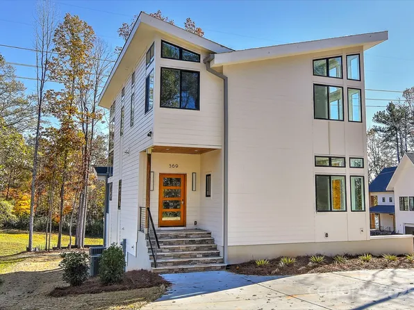 569 Evergreen Rd, Clover, SC 29710