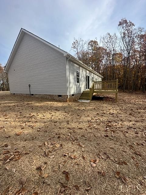 2nd image of 1506 Buck Creek Rd