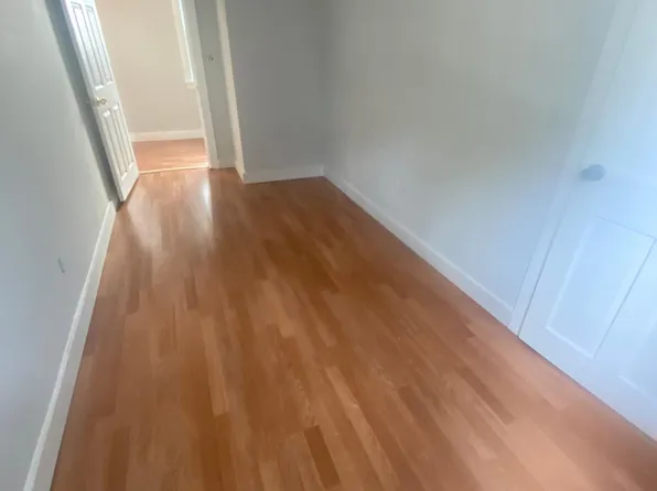 91 School St Floor 1, Somerville, MA 02143