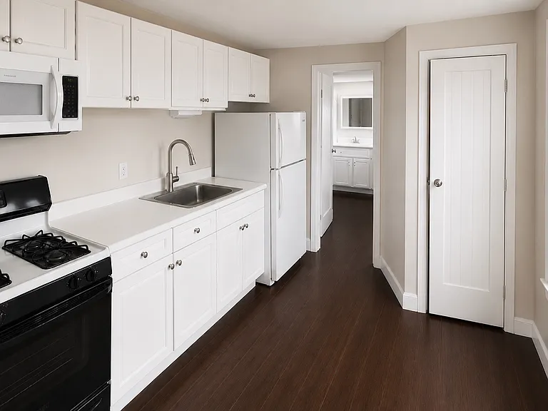 90 Bridge Ave #2 — Photo 2