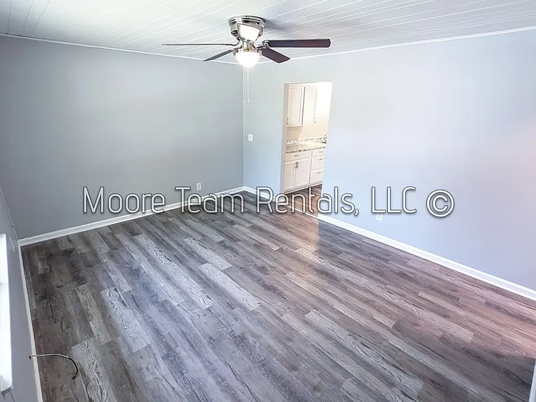 1300 Hebron Rd — Photo 6