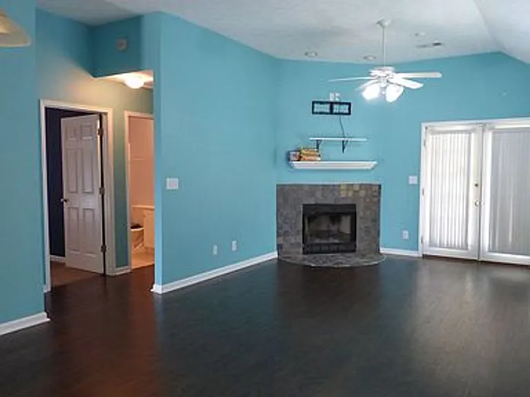7520 Muirfield Loop — Photo 5