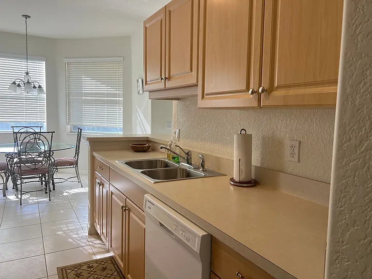 4430B Corso Venetia Blvd — Photo 16