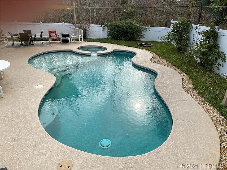 1st image of 634 Aeolian Dr