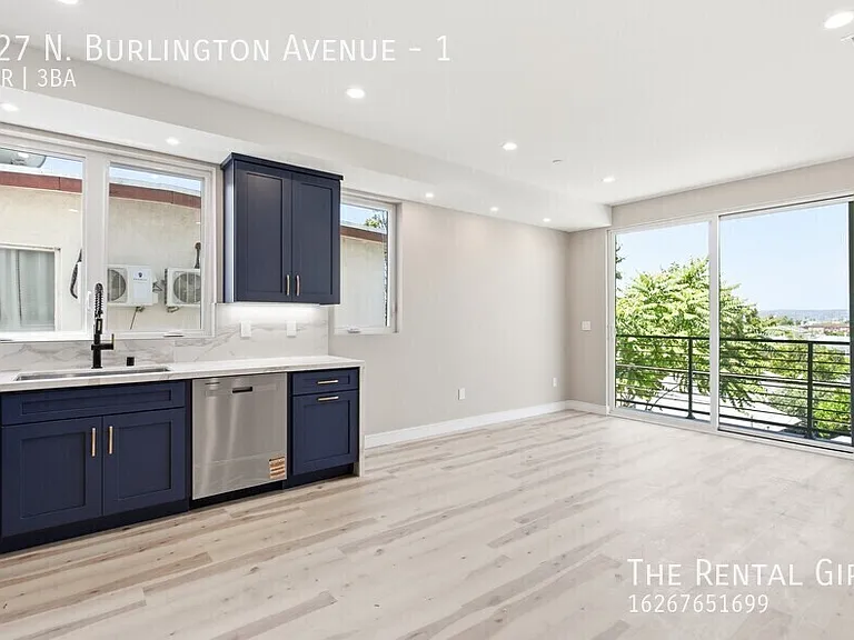 227 N Burlington Ave #1 — Photo 4