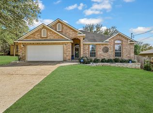 174 & 176 Nuuanu Ln, Bastrop, TX 78602