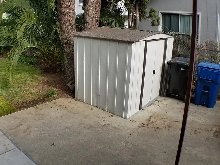 Storage shed