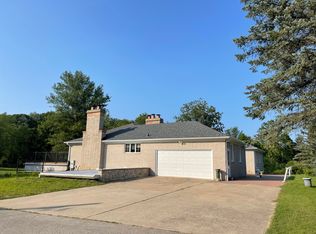 54438 Butcher Rd, Lawrence, MI 49064