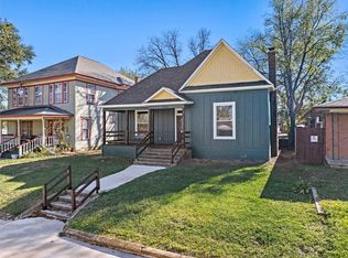 712 W Gandy St, Denison, TX 75020