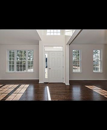 3rd image of 1036 Englemere Blvd