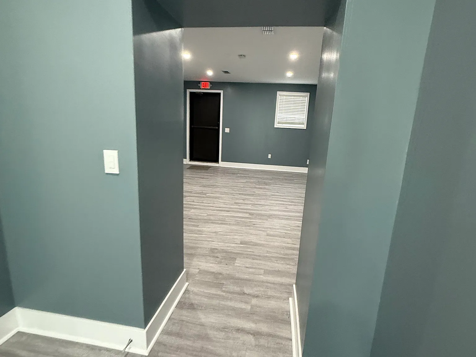 2 bed, 708 sqft, $1,800 — Photo 3