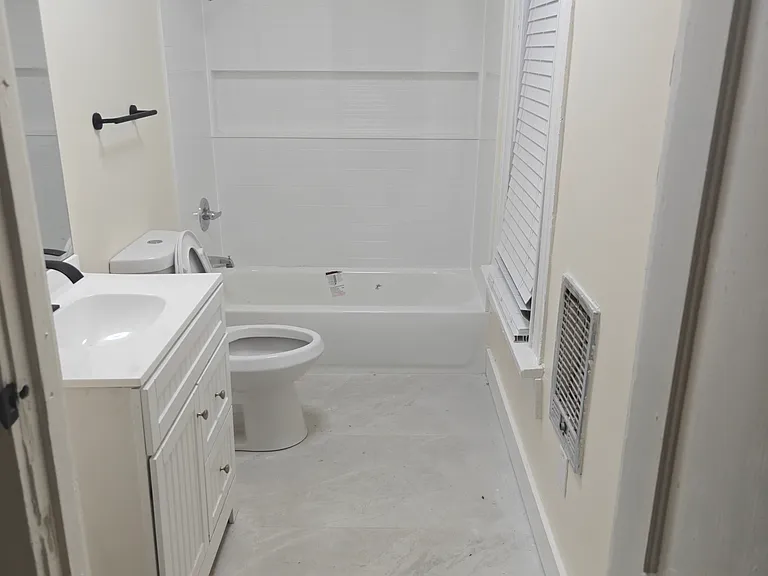 1734 Euclid Ave — Photo 6