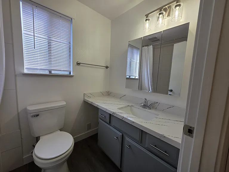 184 Belvedere St #1 — Photo 9