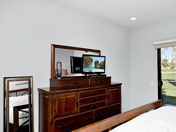 2nd image of 67320 Cumbres Ct #67320