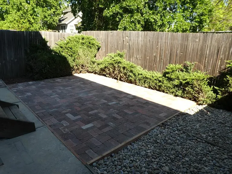 1605 Redwood Ave — Photo 24
